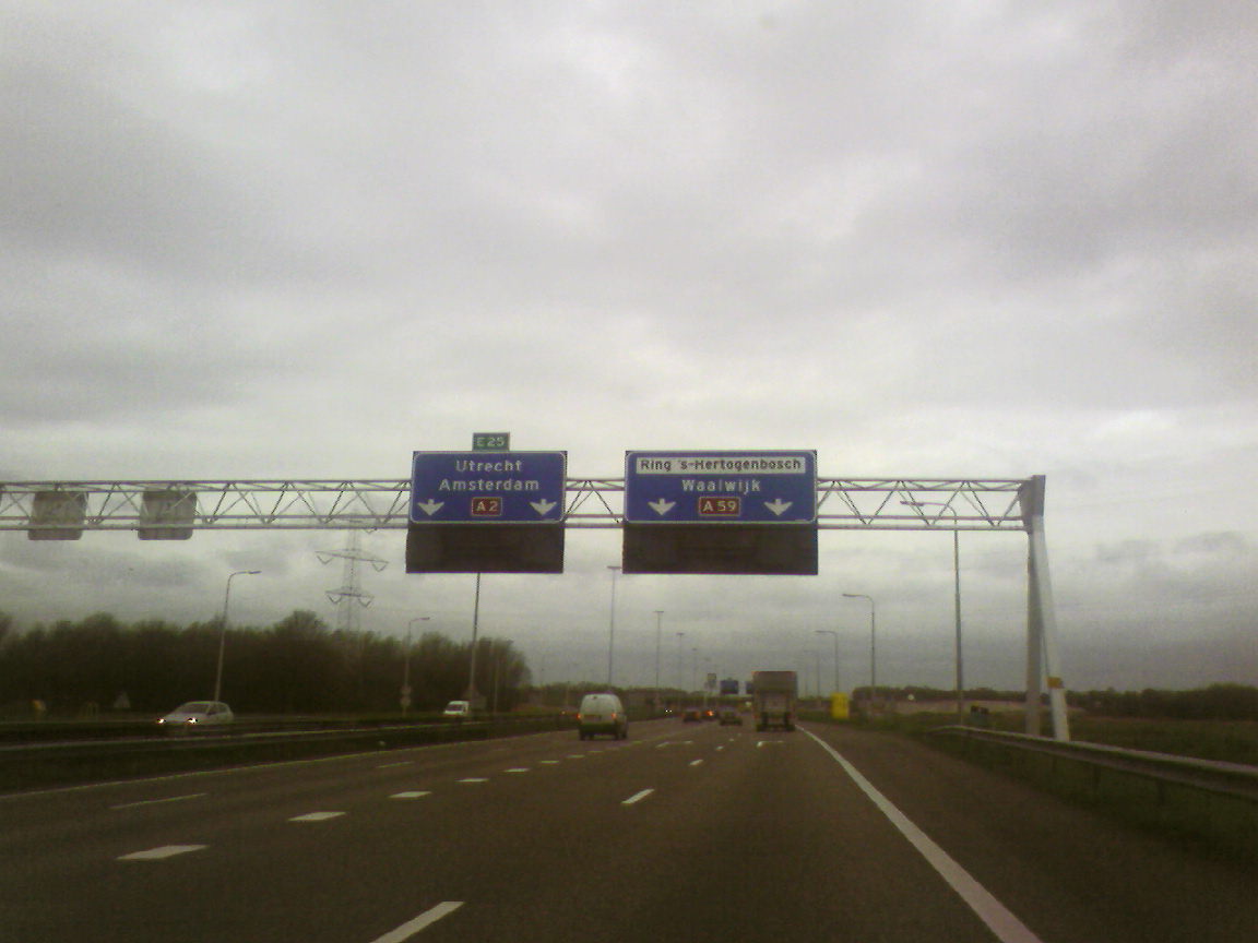 Ongeluk op A2 bij Den Bosch, linkerrijstrook dicht - Omroep Brabant