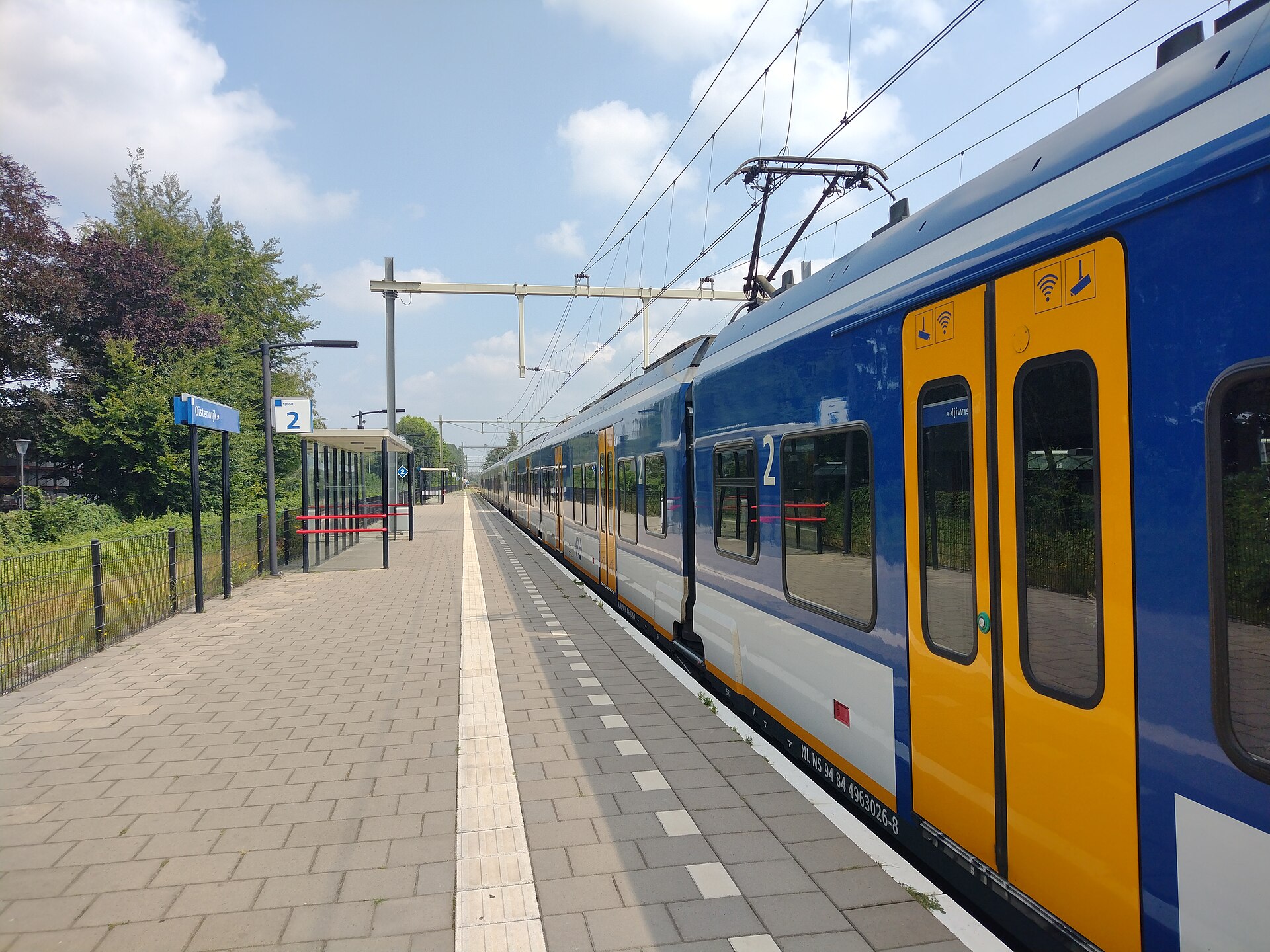 Man uren vast in lift station Oisterwijk