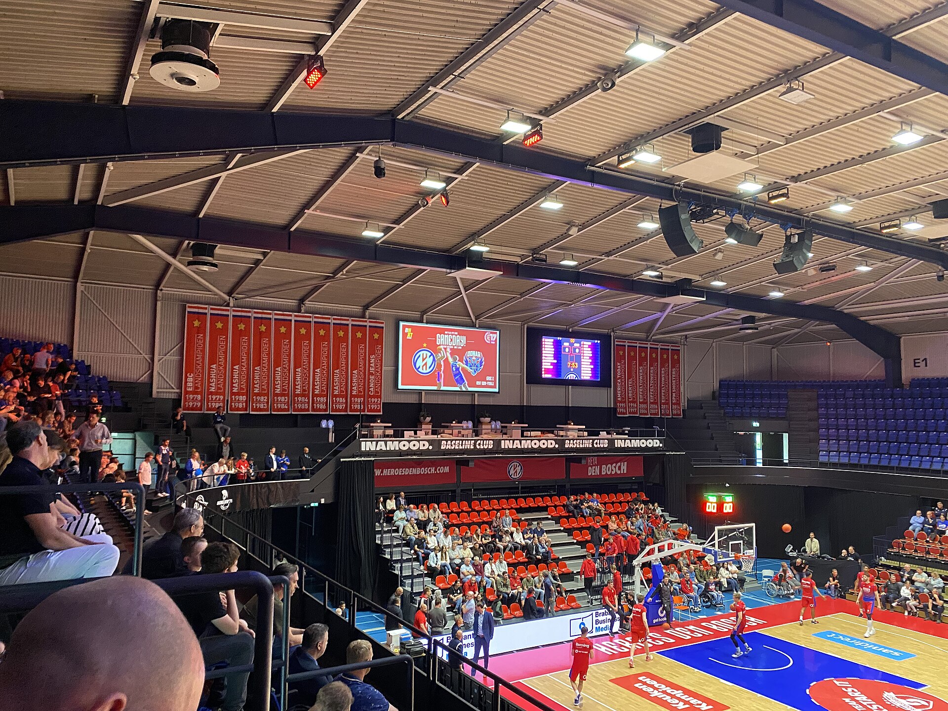 Charlon Kloof leidt Heroes Den Bosch naar ruime zege
