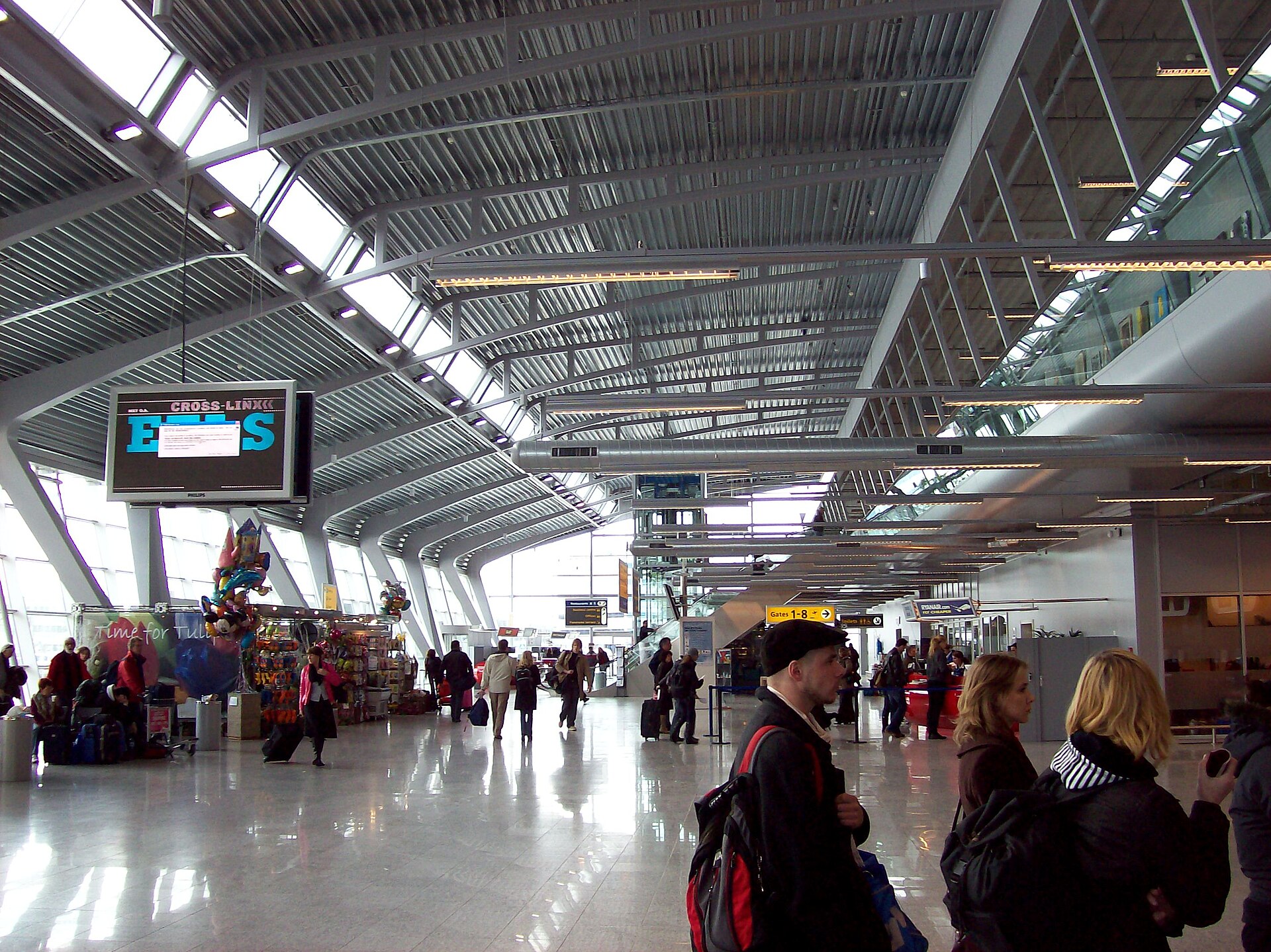 Heijmans tot 2030 vaste bouwpartner Eindhoven Airport