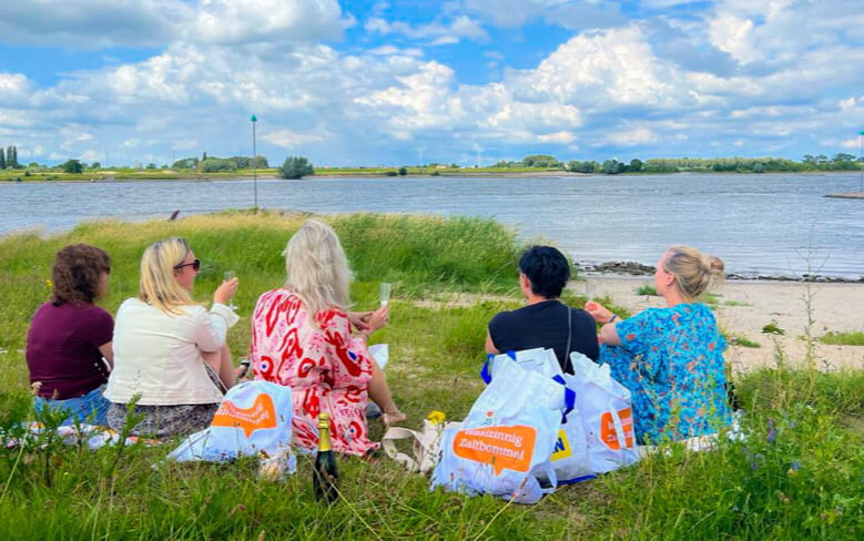 Ondernemers organiseren weer de Waalzinnige picknick Bommelerwaard