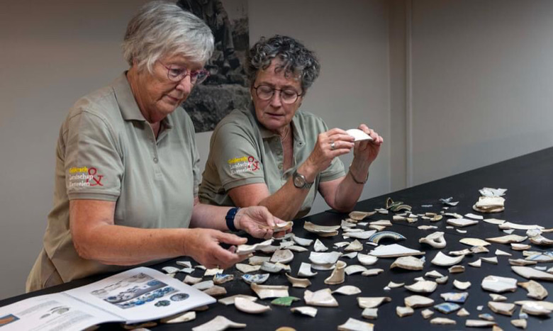 Schervenlab kasteel Ammersoyen voor het eerst open Ammerzoden