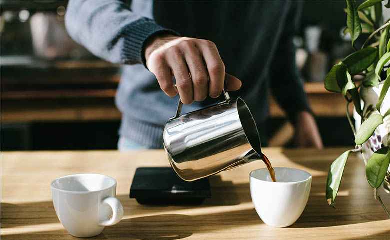 Koffie-uurtje in Dorpshuis de Kil wordt steeds gezelliger Hurwenen