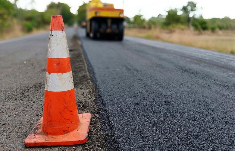 Rotonde N322 bij Brakel en weg naar Zuilichem afgesloten Bommelerwaard