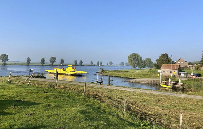 Oversteek Bergsche Maasveren kost vanaf februari geld Maasdriel