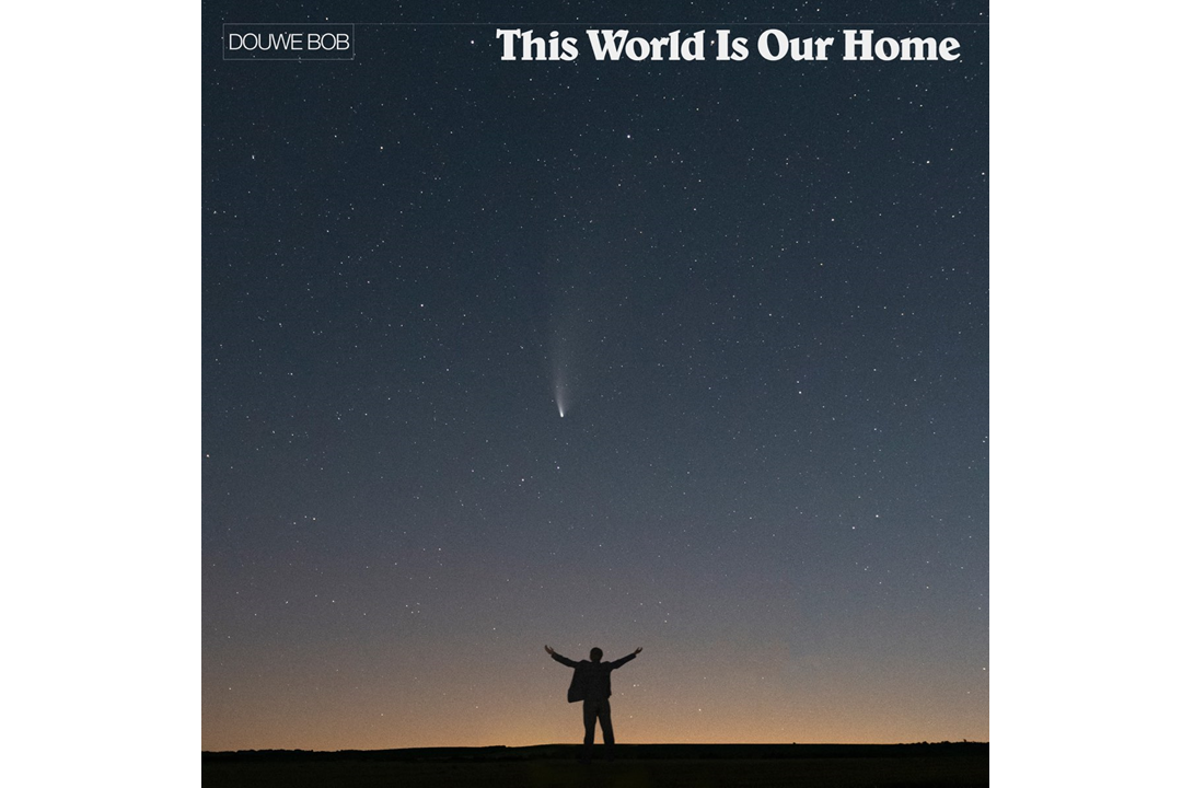 Flitsfeitje Douwe Bob van This World Is Our Home