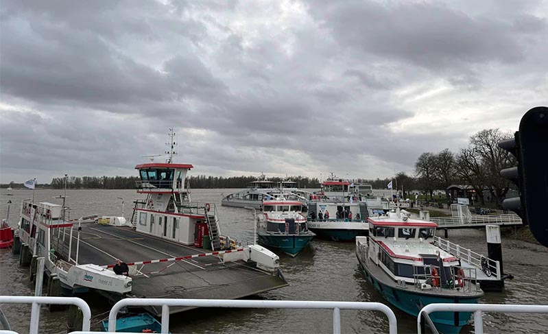 Veer Brakel uit de vaart vanwege hoogwater Brakel