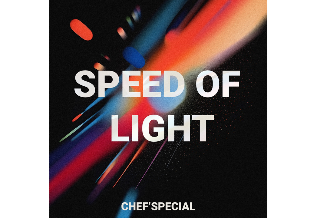 Flitsfeitje: Chef Special van Speed Of Light
