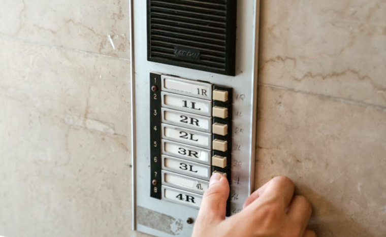 Bazalt Wonen waarschuwt voor oplichters aan de voordeur