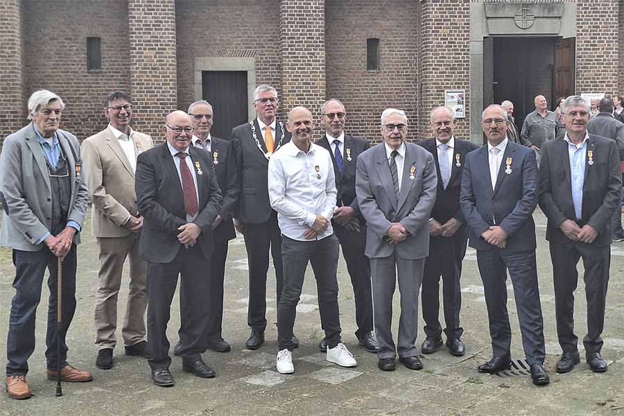 Tien inwoners gemeente Maasdriel koninklijk onderscheiden