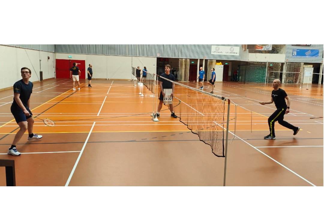 Hoopgevende start voor badmintonners Orbit2001