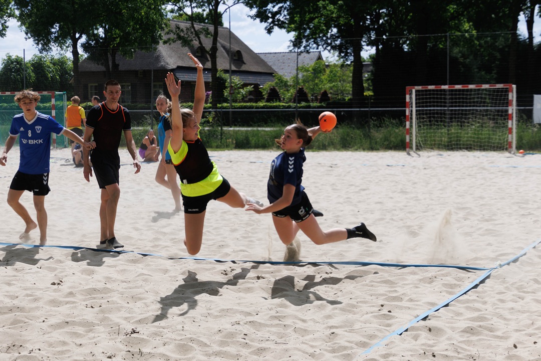 Heren 1 eindigen 13e met 20 punten