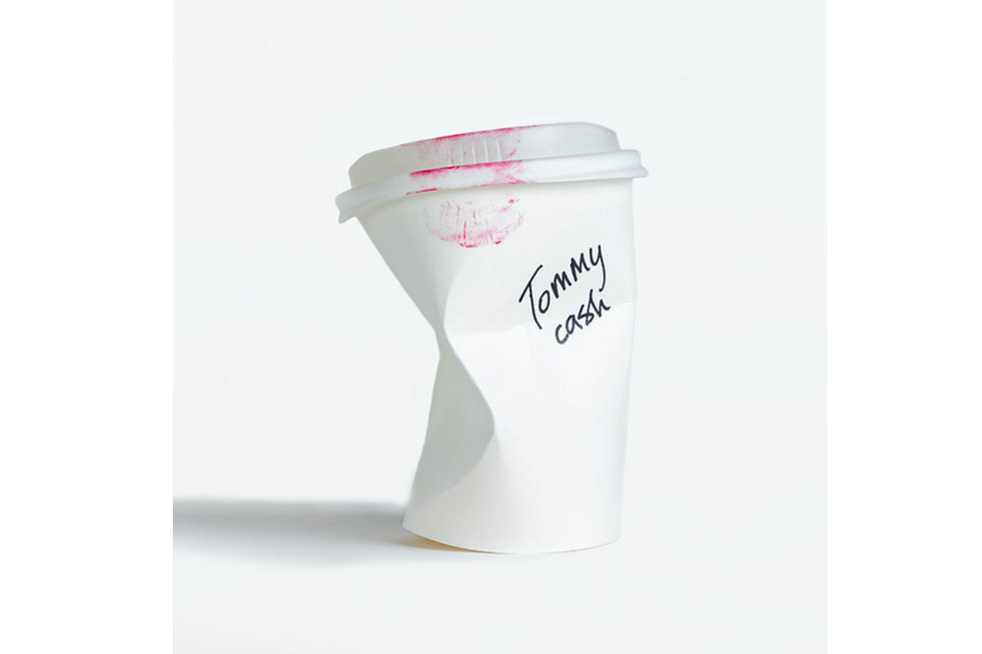 Flitsfeitje: Espresso Macchiato - Tommy Cash