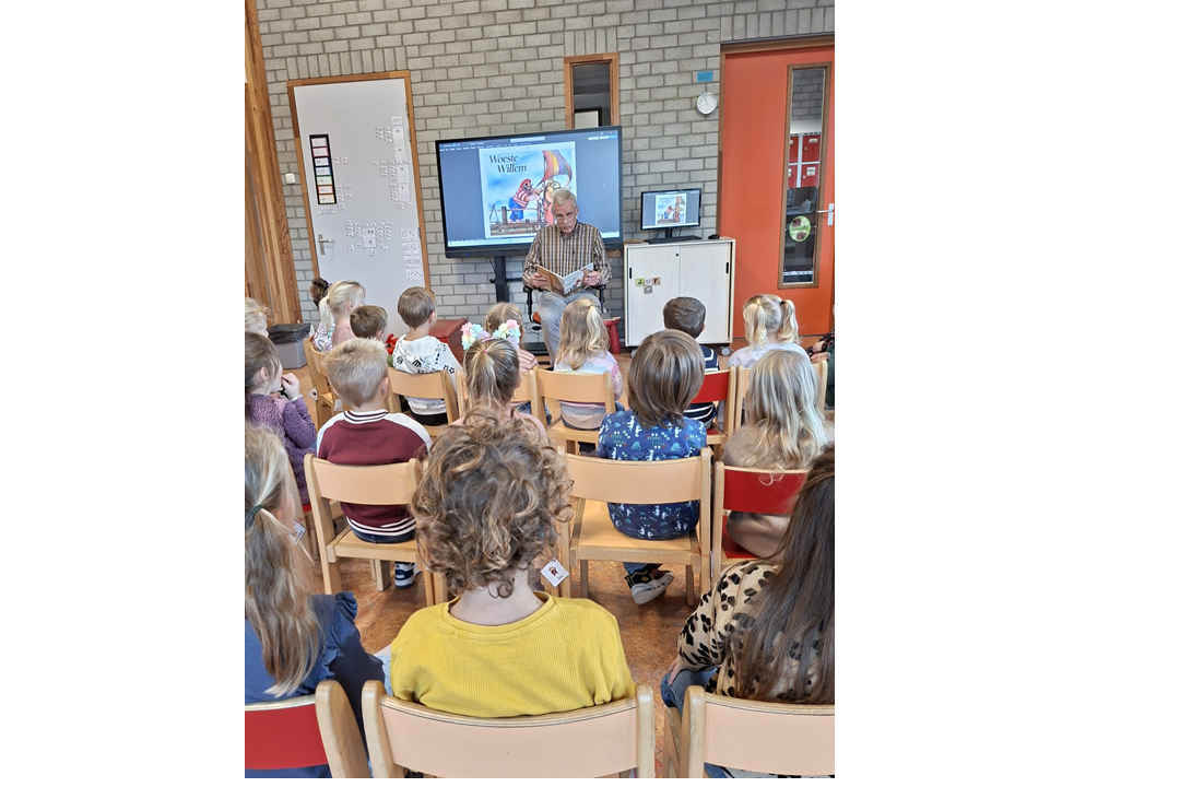 PCG Buren leest voor tijdens de Kinderboekenweek