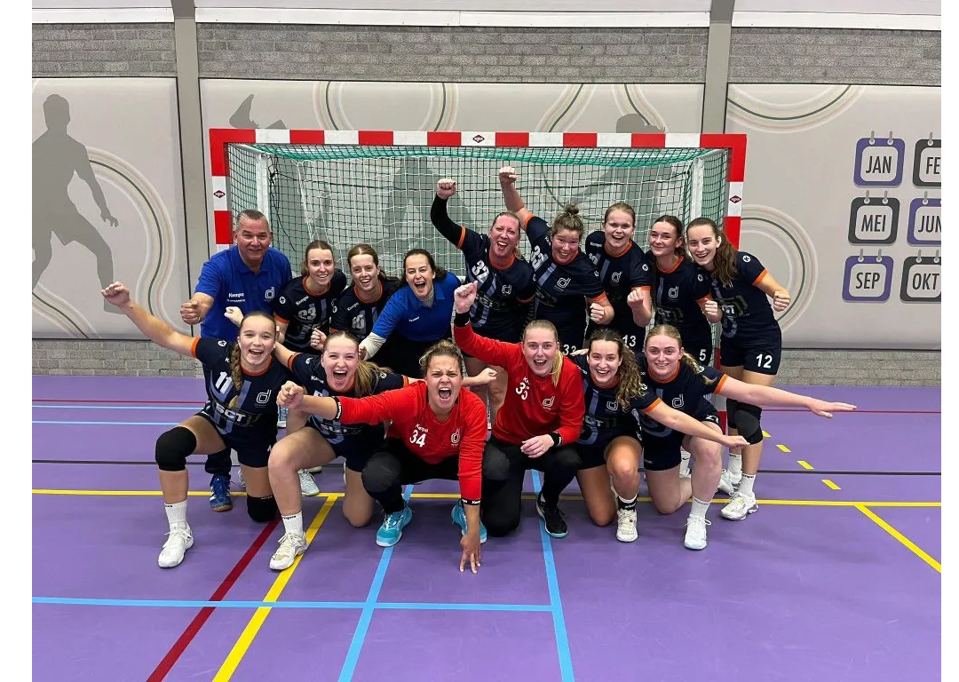 Dames uitstekend op hun plaats in hoofdklasse getuige tweede winst