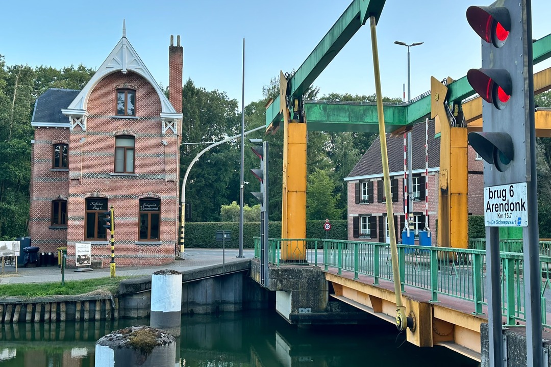Rivierenland Radio vandaag live vanuit Brug 6 in Arendonk