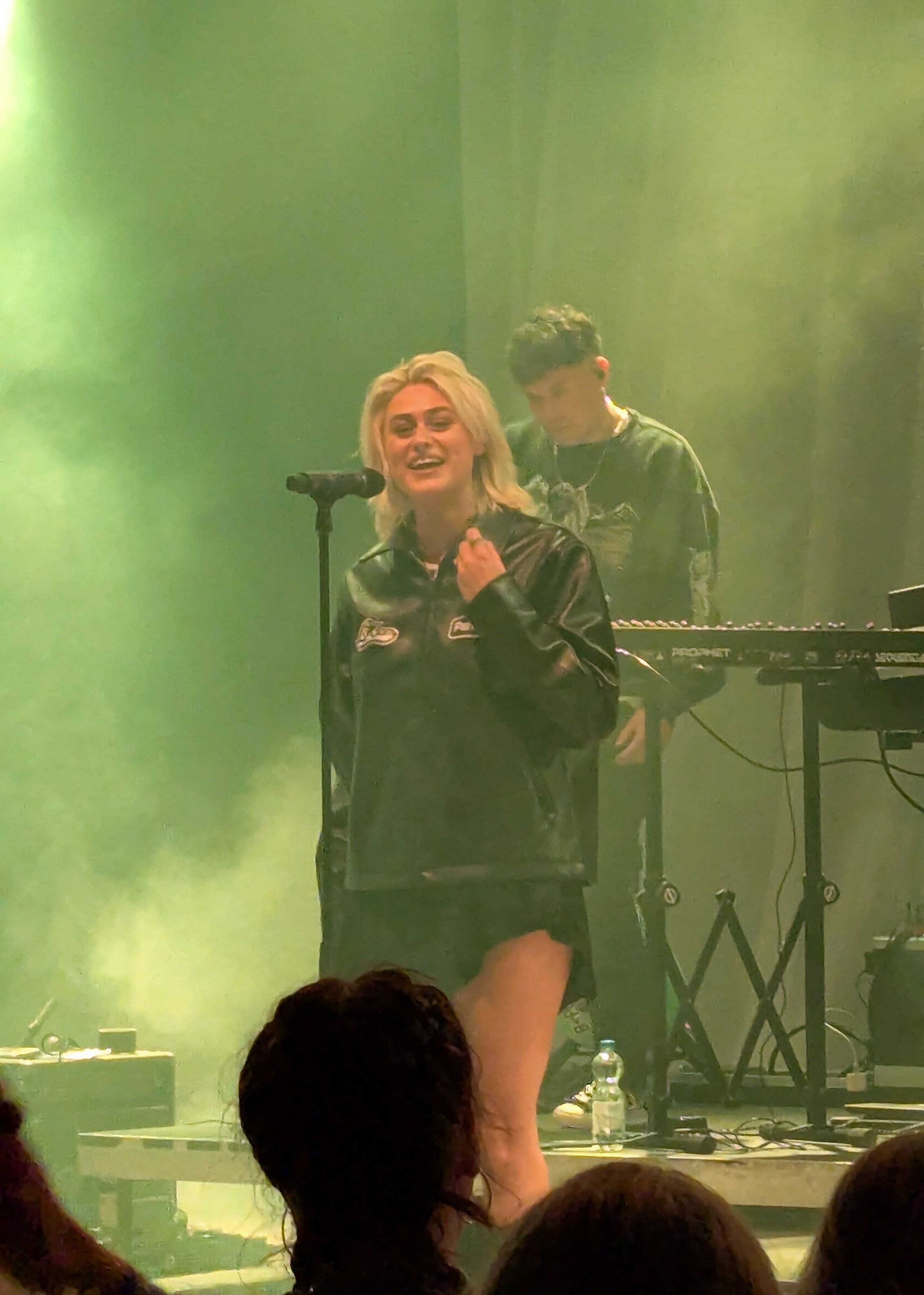 Bente brengt derde album DWARS uit