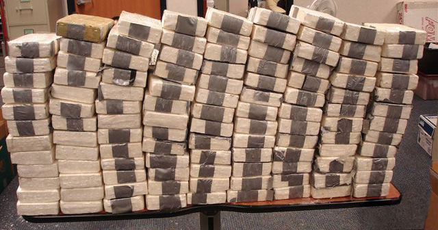 Cocaïne en vuurwapens gevonden in Gilze en Rijen