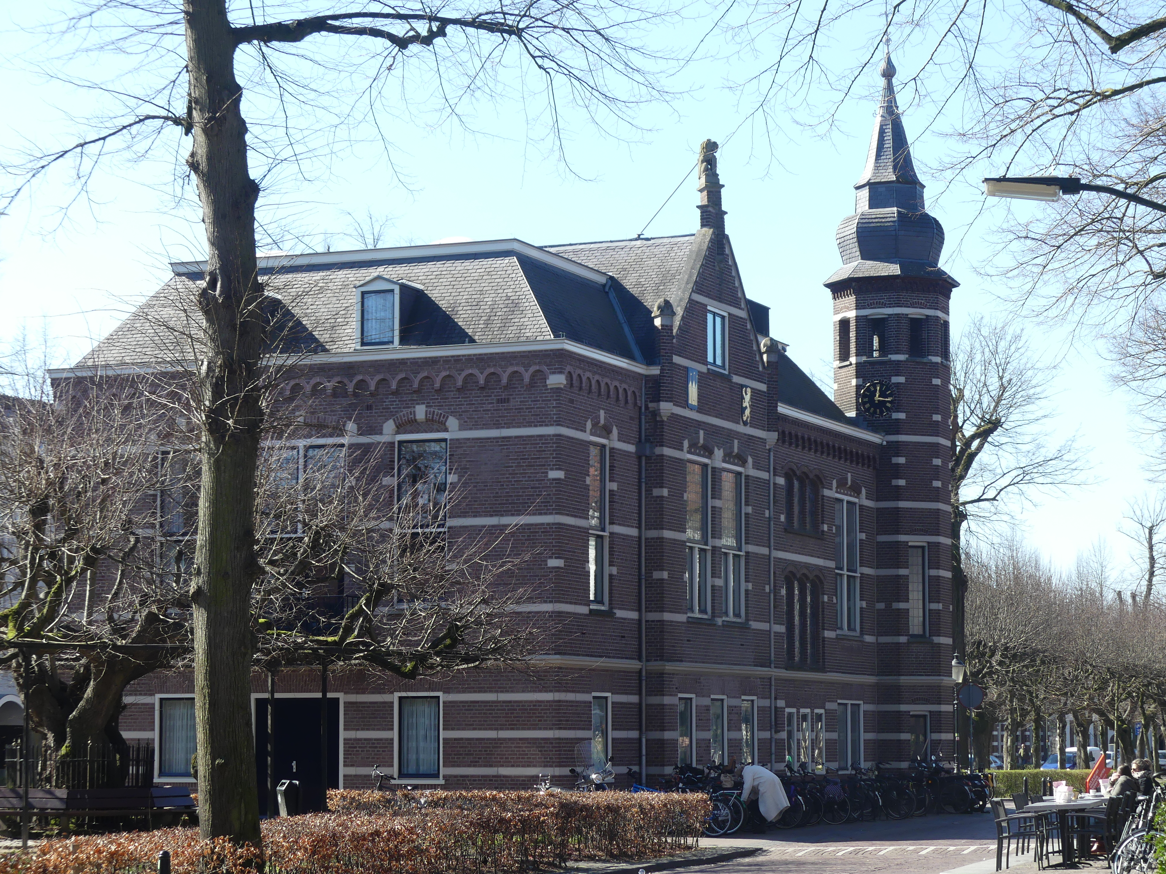 Oisterwijk wijzigt kostenbeleid en verleent vergunning